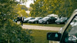 Biltræf på Gavnø Slot: Vintage Biler og Festlig Atmosfære Biltraef paa gavnoe slot vintage biler og festlig atmosfaere 18