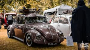 Biltræf på Gavnø Slot: Vintage Biler og Festlig Atmosfære Biltraef paa gavnoe slot vintage biler og festlig atmosfaere 39