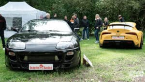 Biltræf på Gavnø Slot: Vintage Biler og Festlig Atmosfære Biltraef paa gavnoe slot vintage biler og festlig atmosfaere 99