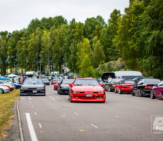 JapDays 2026: Røg, rå biler og japansk bilkultur på Mantorp Park Japdays 2026 roeg raa biler og japansk bilkultur paa mantorp park 16