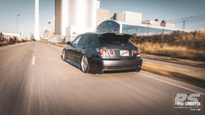 Lav moerk og gennemfoert thors lexus is300 sportcross 11