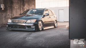 Lav moerk og gennemfoert thors lexus is300 sportcross 53