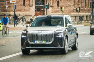 Kinesisk luksus-SUV spottet i København: Er Voyah Taishan X8 på test i Danmark? Kinesisk luksus suv spottet i koebenhavn er voyah taishan x8 paa test i danmark 15