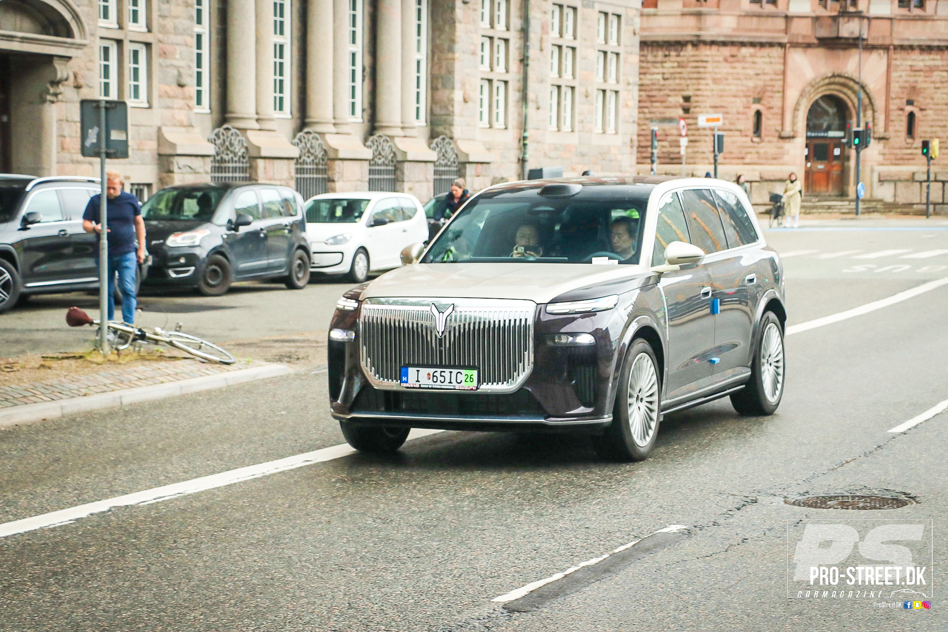 Kinesisk luksus-SUV spottet i København: Er Voyah Taishan X8 på test i Danmark? Kinesisk luksus suv spottet i koebenhavn er voyah taishan x8 paa test i danmark 16