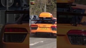 Audi R8 V10 Plus vs Audi RS6 Avant Acceleration! 😱 Audi R8 V10 Plus vs Audi RS6 Avant Acceleration! 😱