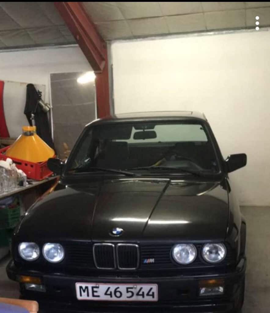 EFTERLYSNING: Eddi savner sin sorte BMW E30 320i fra Slagelse