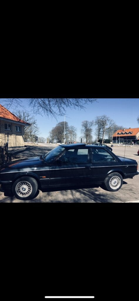 EFTERLYSNING: Eddi savner sin sorte BMW E30 320i fra Slagelse